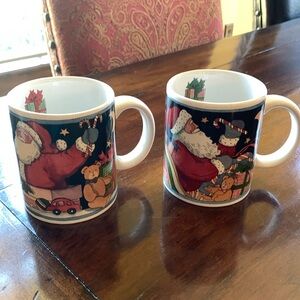 Set of two Susan Winget Christmas Santa mugs 🎄offers welcomed ❤️